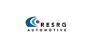 REHAU Automotive und SRG Global bündeln ihre unterschiedlichen und sich ergänzenden Stärken, um die Automobilhersteller weltweit bei den Herausforderungen des rasanten technologischen Fortschrittes und der Komplexität der internationalen Märkte zu unterstützen.
REHAU Automotive
Seit über siebzig Jahren treibt REHAU Innovationen voran und hat sich zum gefragten Anbieter von Exterieur- und Interieursystemen entwickelt und ist für seine Werkstoffexpertise bei den weltweit führenden Automobilherstellern geschätzt.
SRG Global
SRG Global, dessen Geschichte bis ins Jahr 1932 zurückreicht, nutzt seine innovative Forschung und Entwicklung, um Beschichtungstechnologien der nächsten Generationen zu beschleunigen, um Kühlergrills, Verkleidungen, Formteile und andere Außensysteme für die beliebtesten Automarken der Welt zu entwickeln und herzustellen. REHAU Automotive und SRG Global bündeln ihre unterschiedlichen und sich ergänzenden Stärken, um die Automobilhersteller weltweit bei den Herausforderungen des rasanten technologischen Fortschrittes und der Komplexität der internationalen Märkte zu unterstützen.
REHAU Automotive
Seit über siebzig Jahren treibt REHAU Innovationen voran und hat sich zum gefragten Anbieter von Exterieur- und Interieursystemen entwickelt und ist für seine Werkstoffexpertise bei den weltweit führenden Automobilherstellern geschätzt.
SRG Global
SRG Global, dessen Geschichte bis ins Jahr 1932 zurückreicht, nutzt seine innovative Forschung und Entwicklung, um Beschichtungstechnologien der nächsten Generationen zu beschleunigen, um Kühlergrills, Verkleidungen, Formteile und andere Außensysteme für die beliebtesten Automarken der Welt zu entwickeln und herzustellen.
